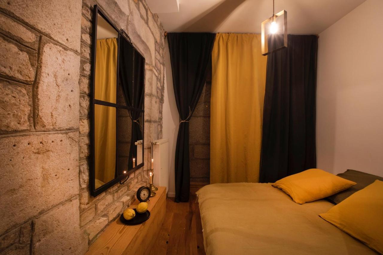 Appartement Avec Sauna Au Pied De La Citadelle เบอซองซง ภายนอก รูปภาพ